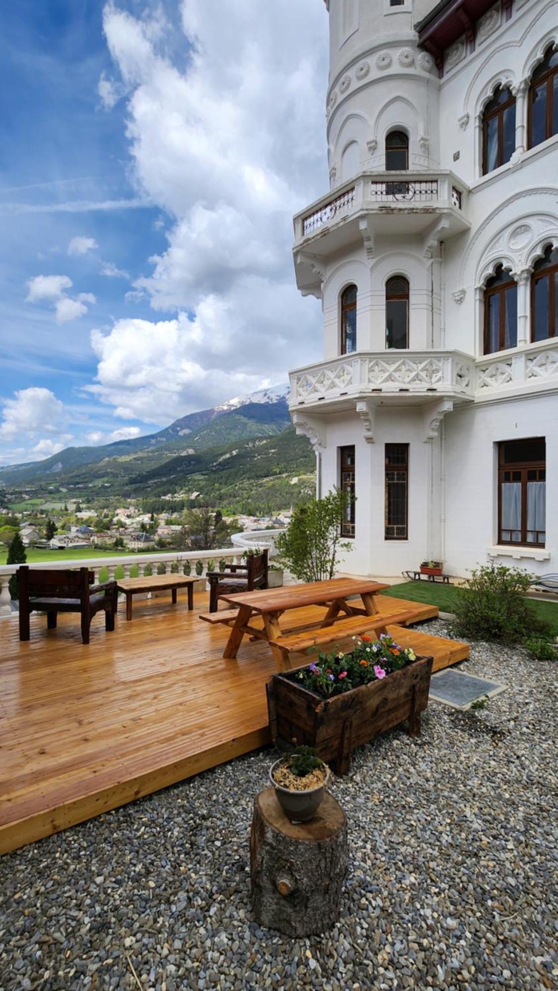 Residence Chateau Des Magnans By Nevesol Jausiers Exteriör bild